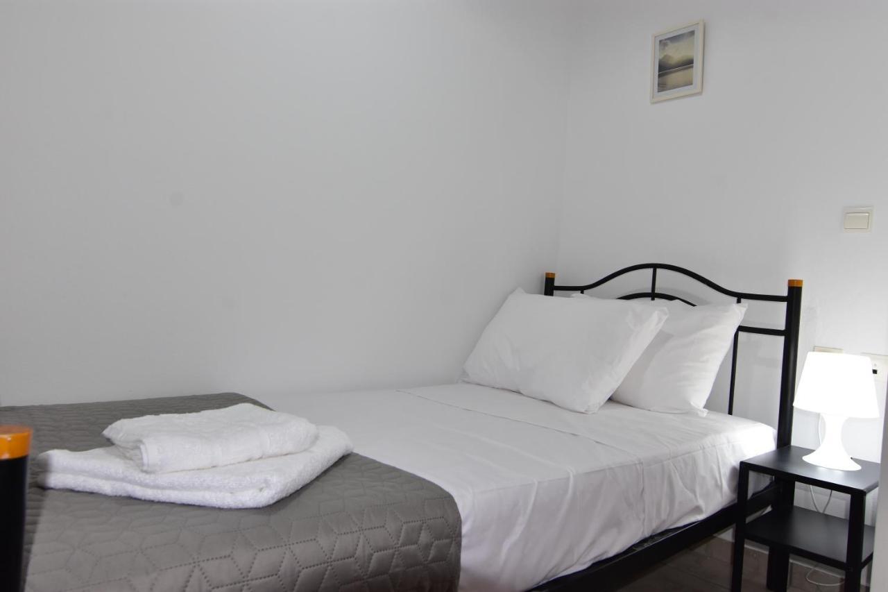 Iakovos Apartments Chorafakia Bagian luar foto
