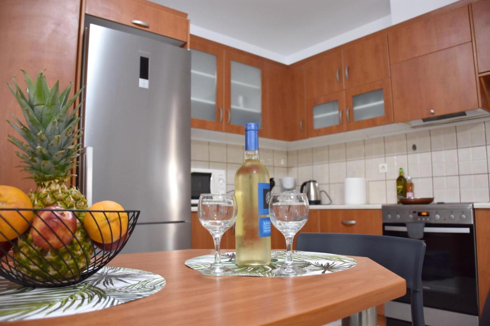 Iakovos Apartments Chorafakia Bagian luar foto