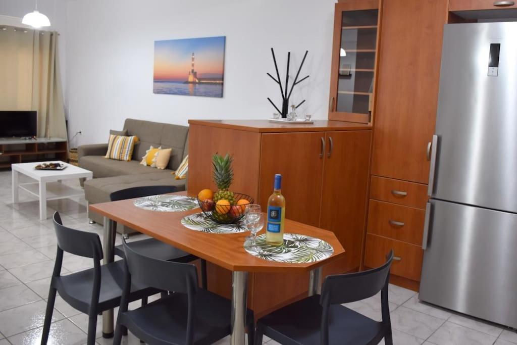 Iakovos Apartments Chorafakia Bagian luar foto