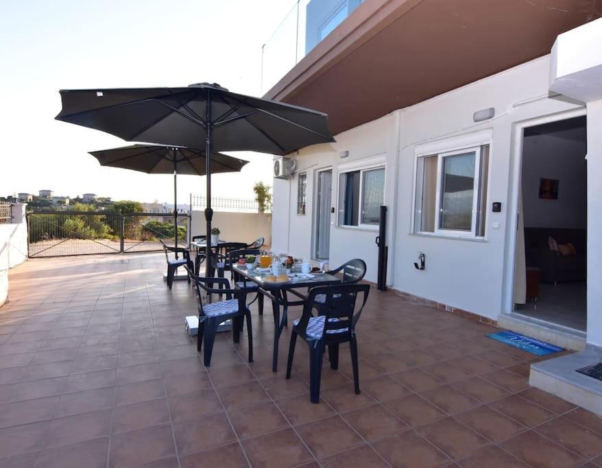 Iakovos Apartments Chorafakia Bagian luar foto